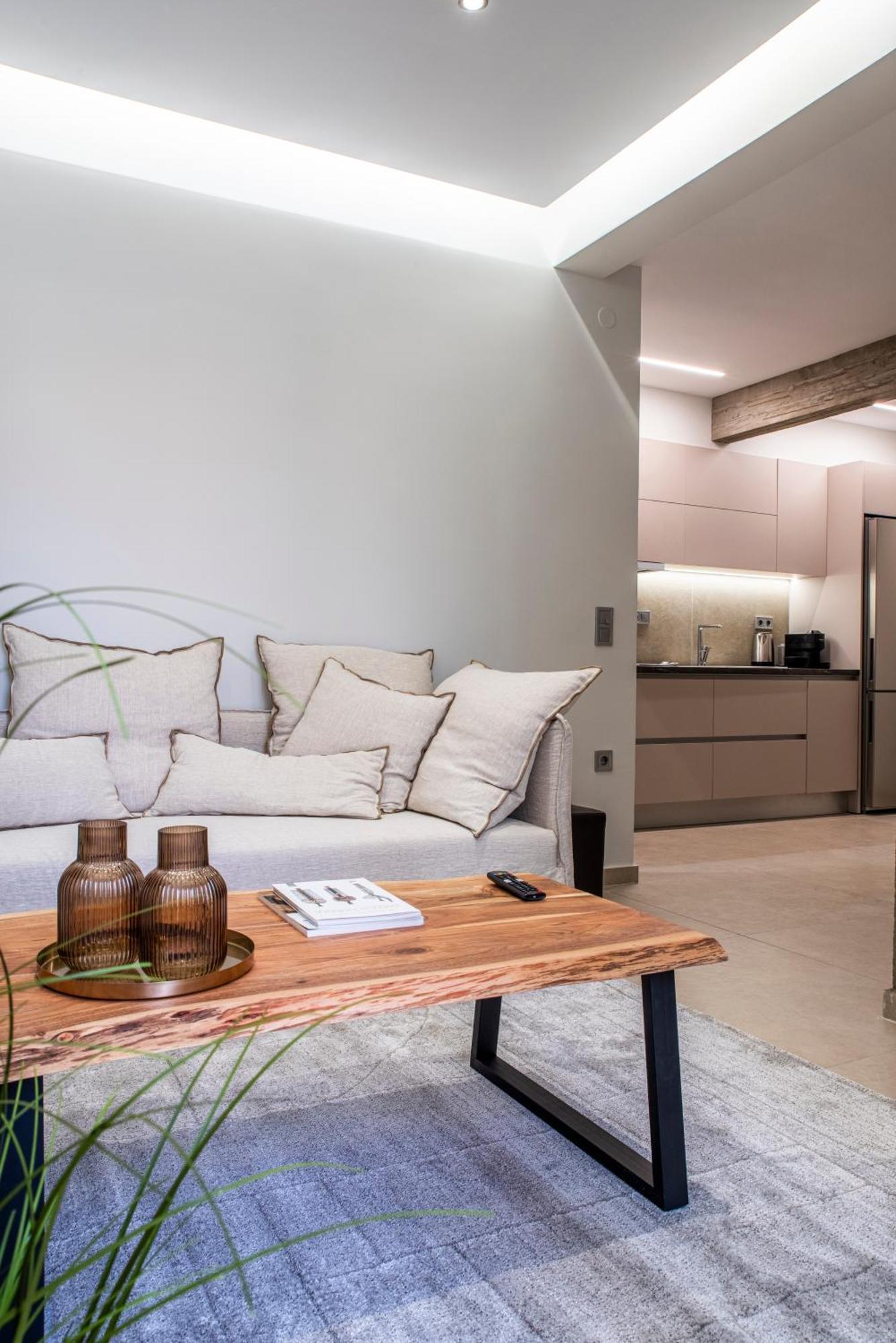 T75 Center Apartment *